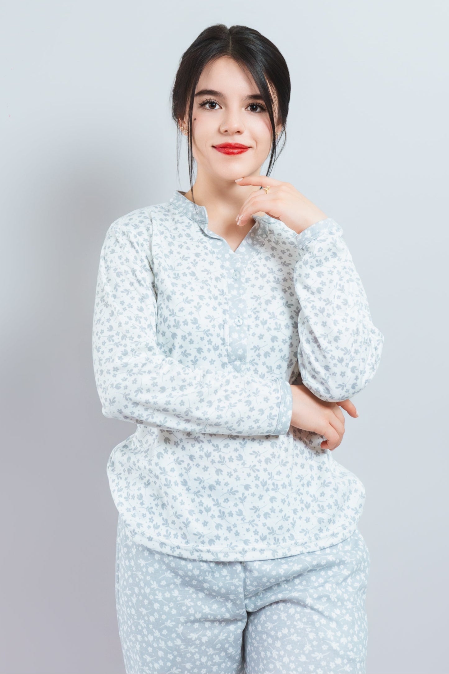 Pijama Estampada con Botones y Cuello Militar